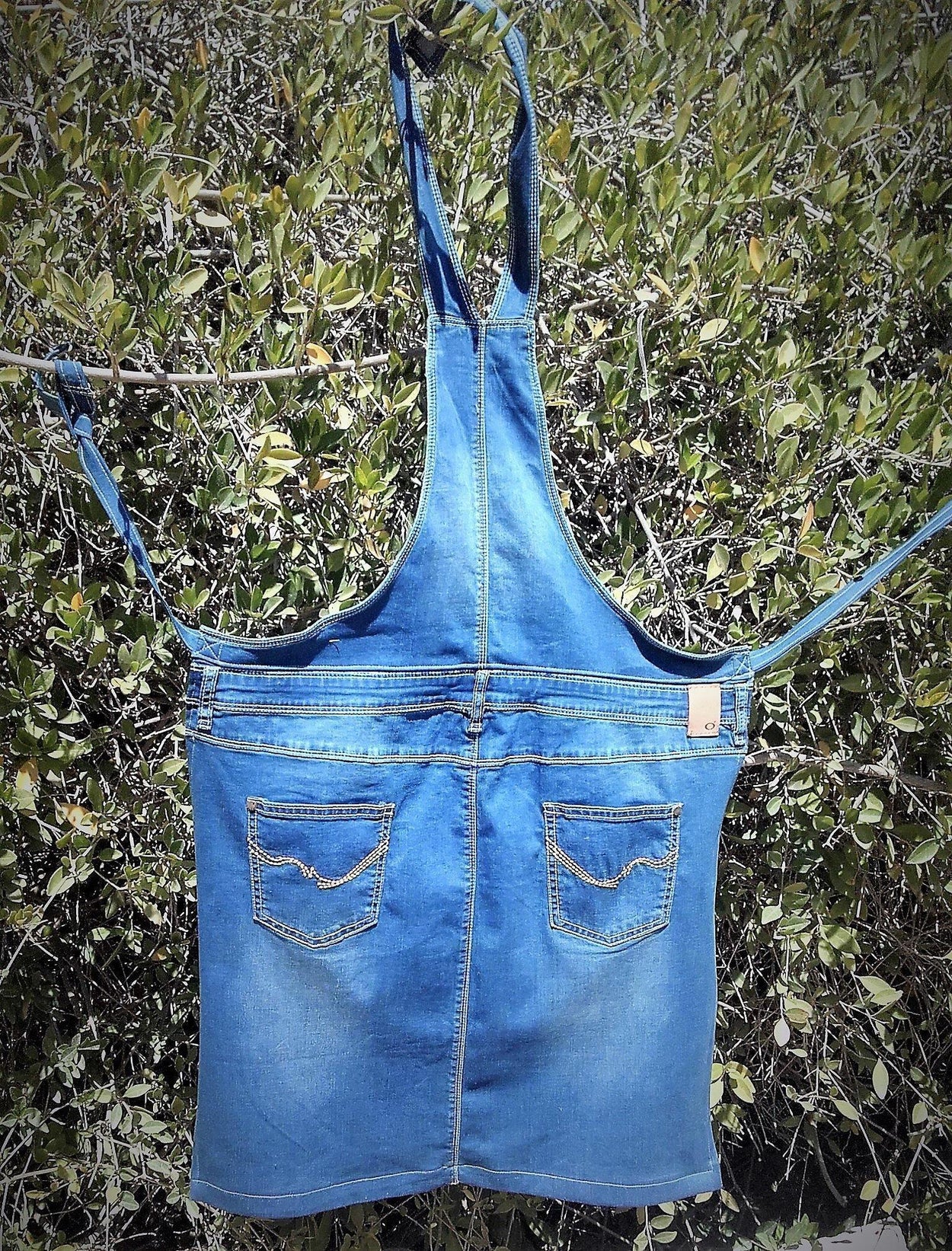 Universal Denim Aprons. Unisex gift. Barbecue/ Garden/Kitchen Apron - GLEZANT designer goods store.