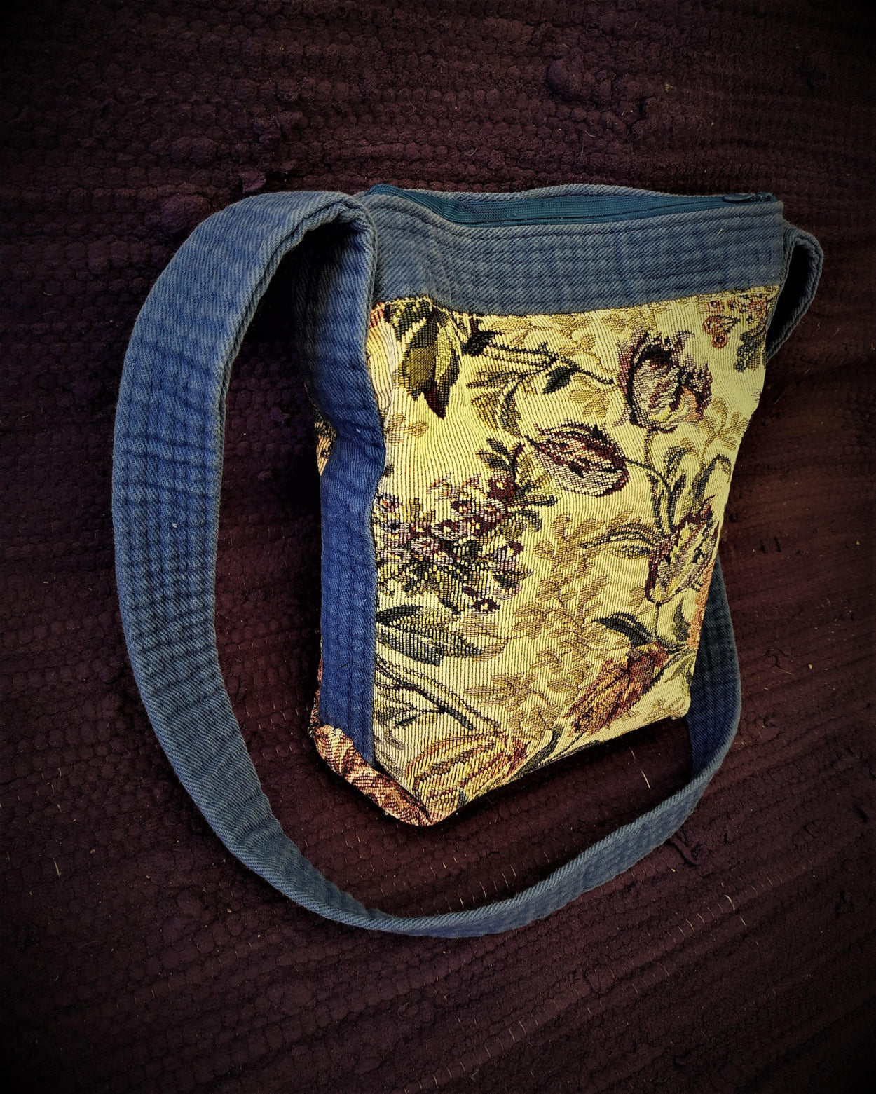 Bags made of tapestry with a long blue-gray handle and a zipper - GLEZANT designer goods store.
