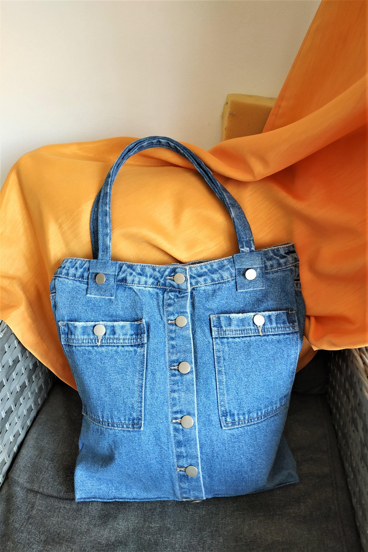 Denim tote bag with two outer and two inner pockets - GLEZANT designer goods store.