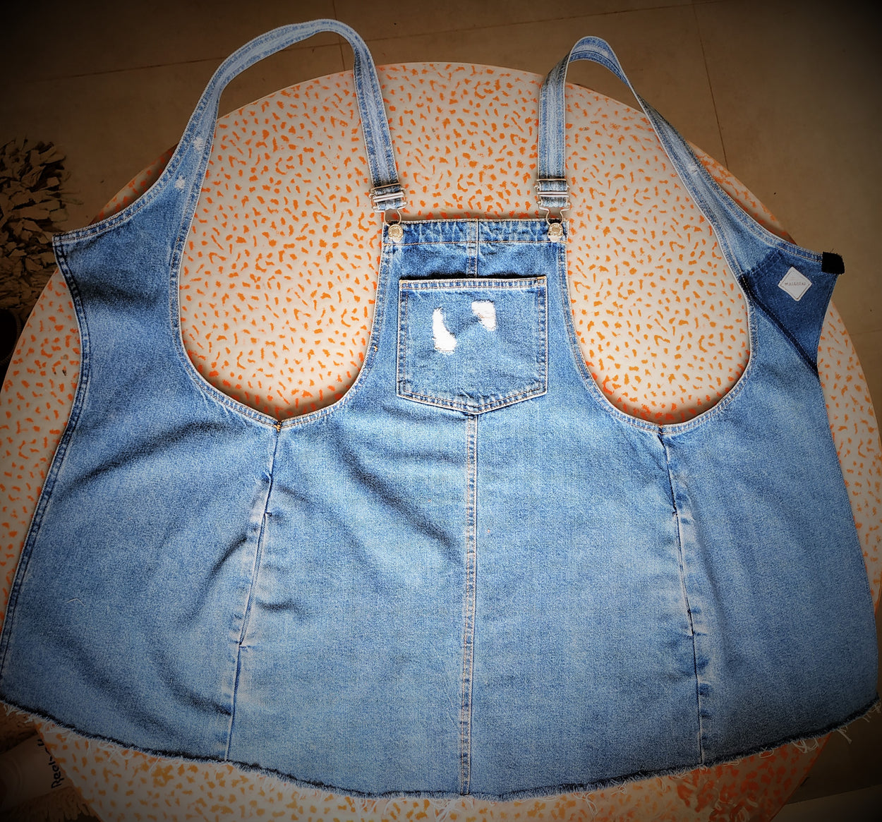 Denim apron with three pocket