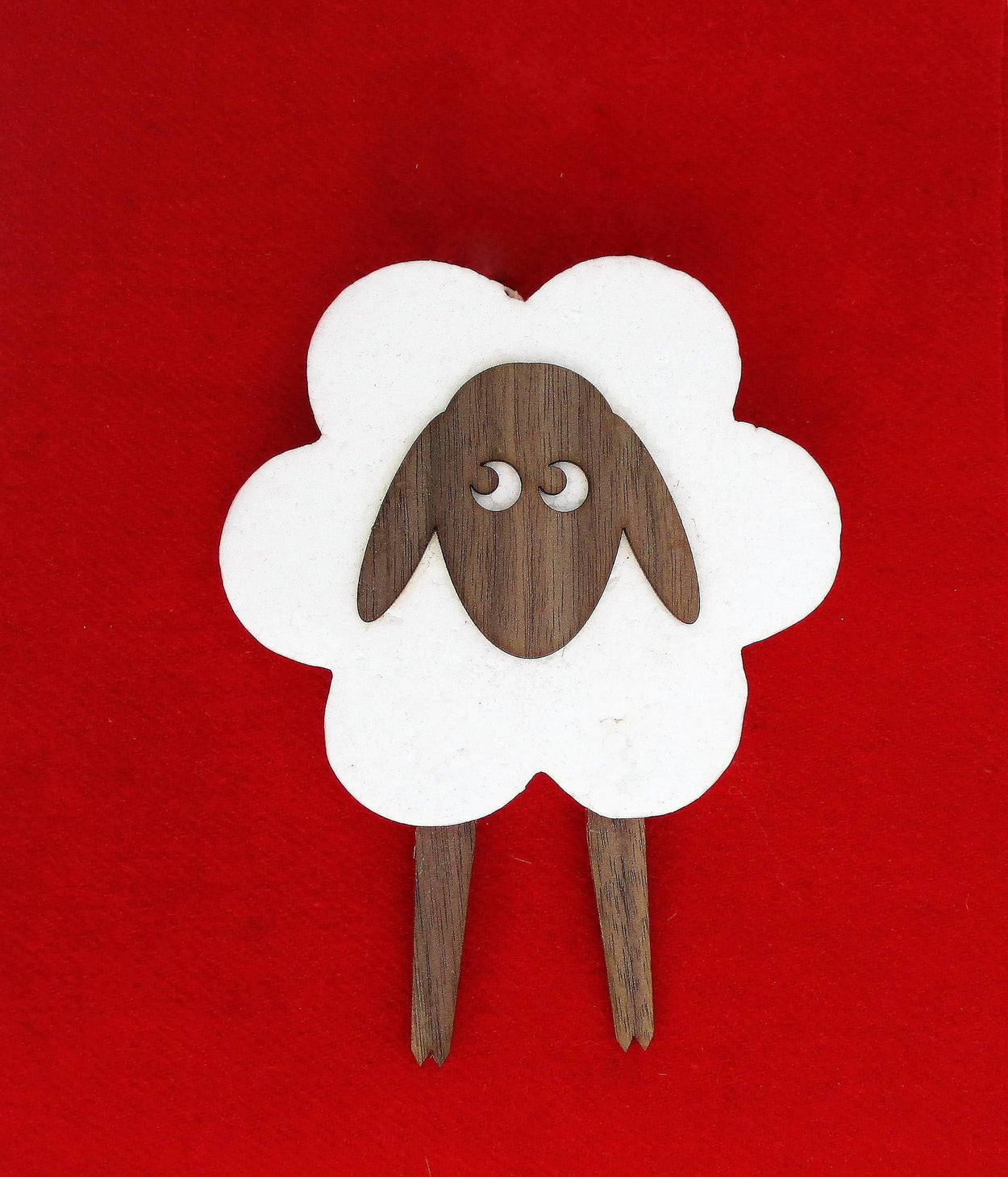 Funny Wall Decal lamb - Holder for photos or pictures - GLEZANT designer goods store.