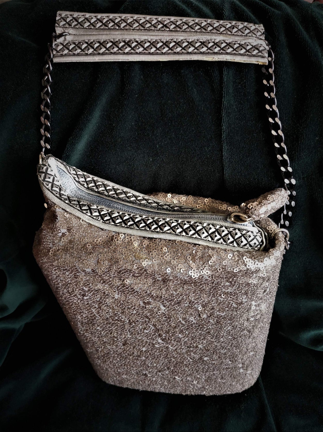 Exclusive handmade silver asymmetric box-bag has sequins on - GLEZANT designer goods store.
