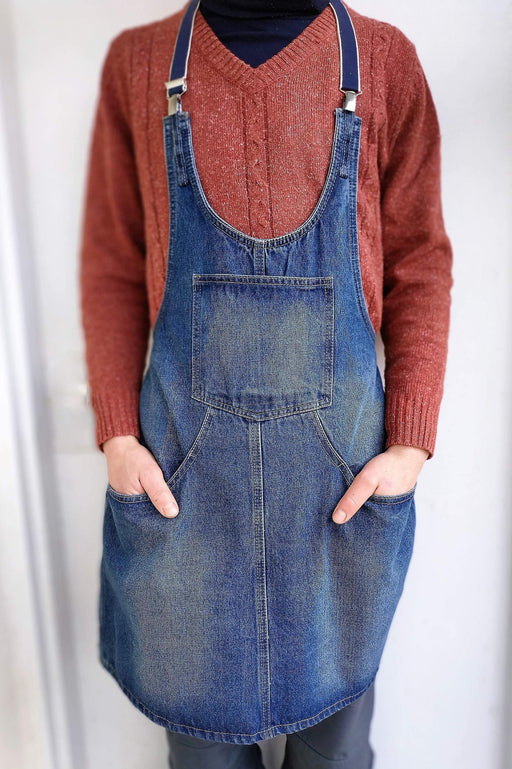 Universal Denim Aprons. Unisex gift. Barbecue/ Garden/Kitchen Apron - GLEZANT designer goods store. 