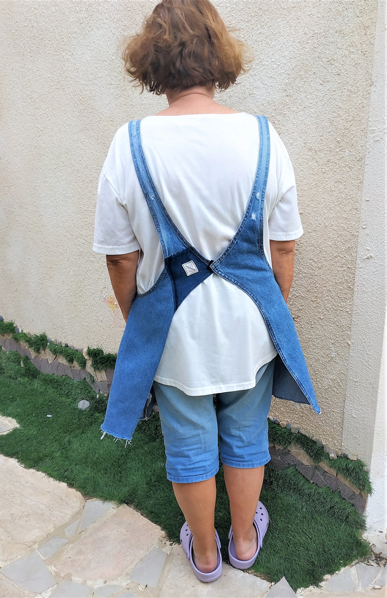 Denim apron with three pocket