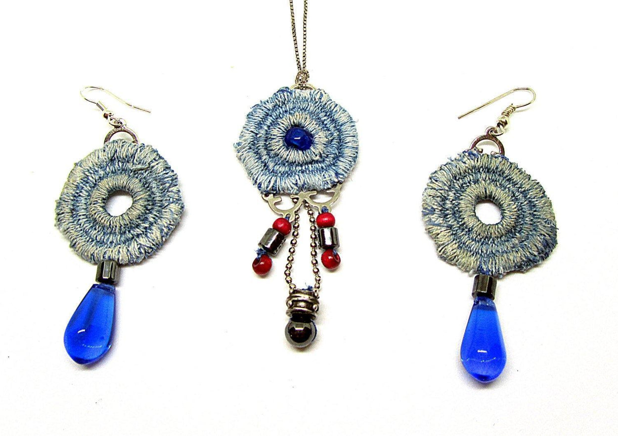Set: Pendant and earrings made of lace denim with Czech glass and magnesite - GLEZANT designer goods store. 