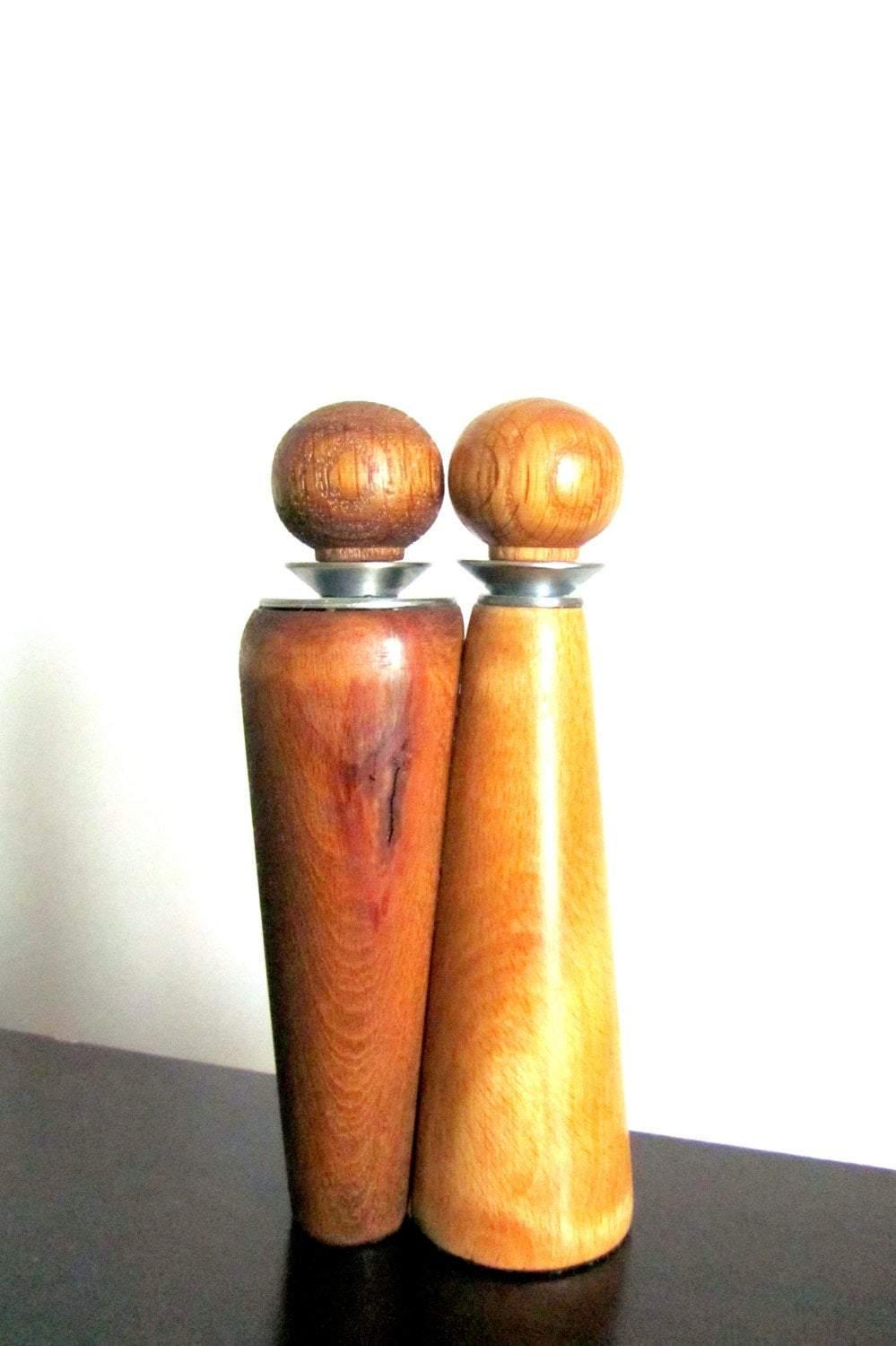 Modern wooden candlesticks Man & Woman - GLEZANT designer goods store. 