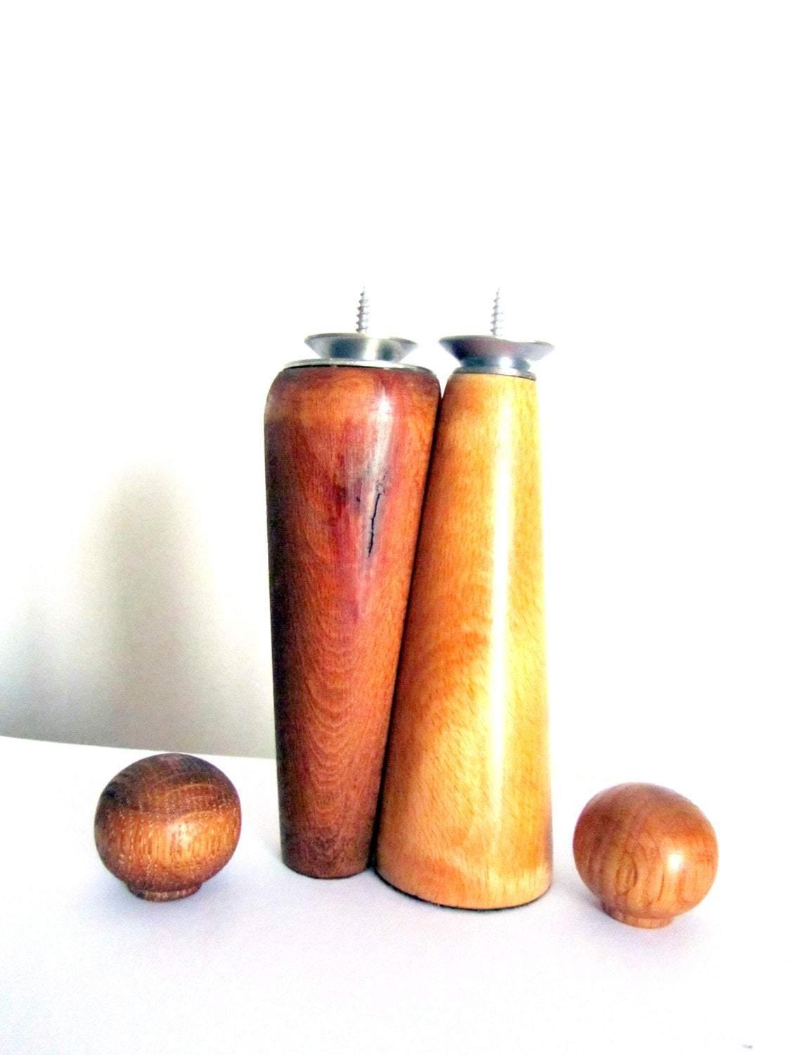 Modern wooden candlesticks Man & Woman - GLEZANT designer goods store. 