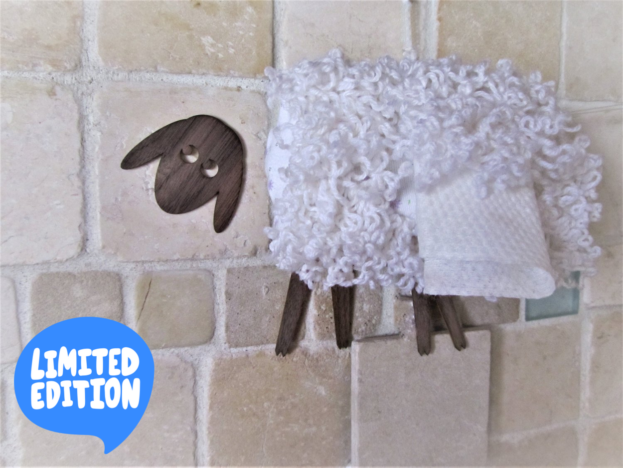 Lamb - Holder for wet wipes. Funny Wall Decal - GLEZANT designer goods store. 